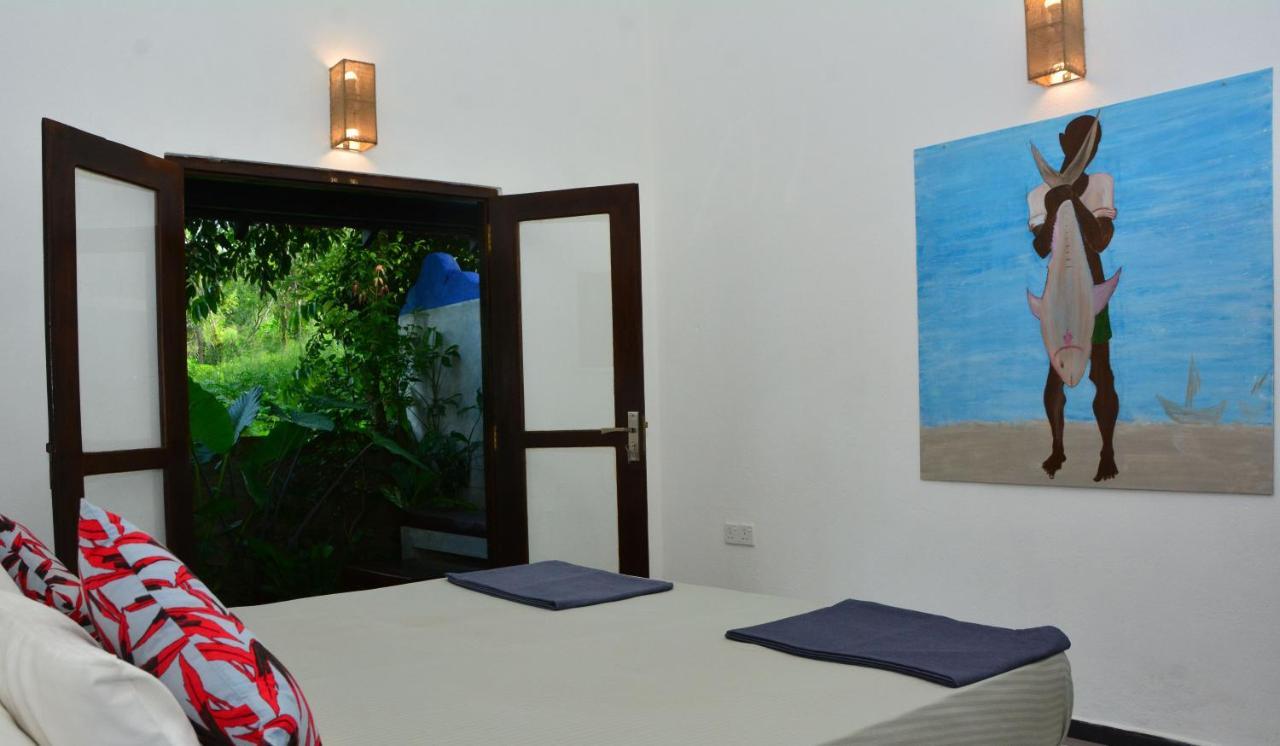View Guesthouse & Bistro At Goyambokka Tangalle Exterior photo