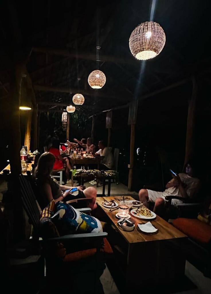 View Guesthouse & Bistro At Goyambokka Tangalle Exterior photo