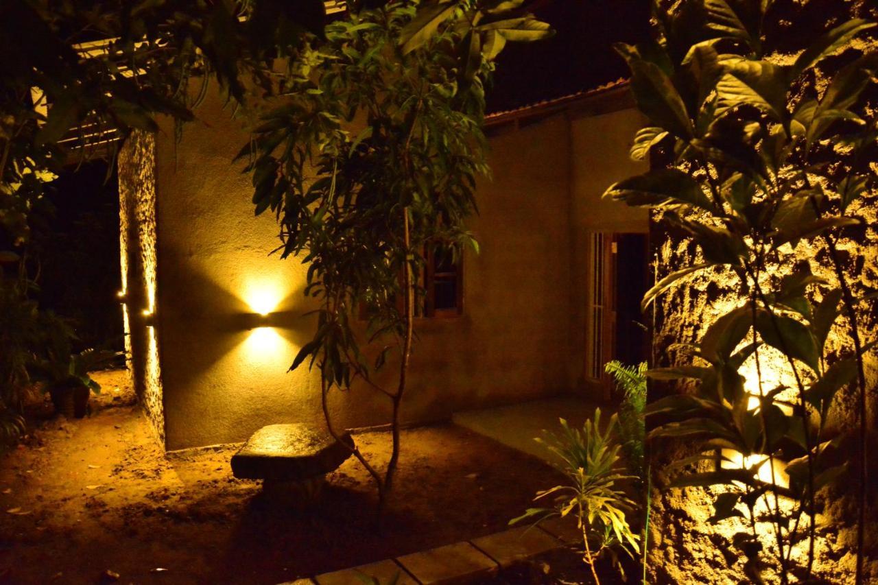 View Guesthouse & Bistro At Goyambokka Tangalle Exterior photo